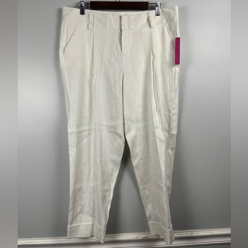 New Alice + Olivia White linen blend cuffed cropped white pants size 12